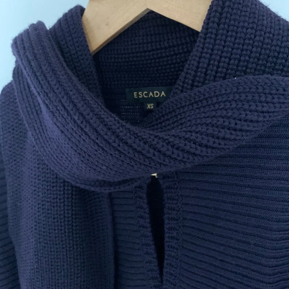 Escada Virgin Wool Navy Knit Cardigan